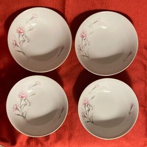 Vintage Carnation China Bowls Set of 4
